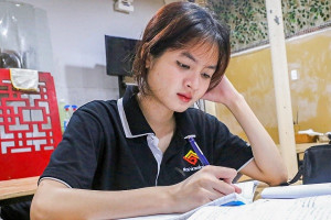 Sinh viên chật vật với chứng chỉ tiếng Anh ra trường